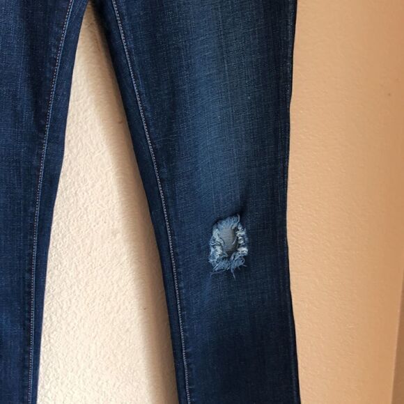 J Brand low rise Torn Dark Vintage Jeans distressed on front, whiskering 29 Nice - Picture 6 of 13